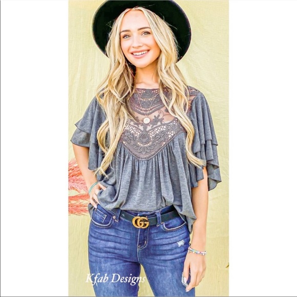 ❤️LAST ONE! Boho Double Sleeve Super Soft Knit Front Lace Detail Top! - Picture 7 of 10